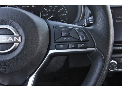 Used 2024 Nissan Kicks SV image 19