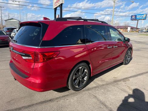Used 2022 Honda Odyssey Elite image 3