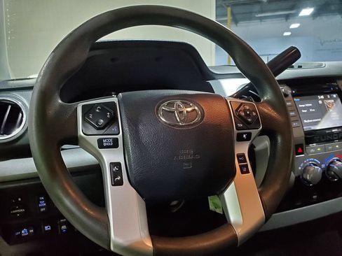 Used 2018 Toyota Tundra SR5 RWD image 26