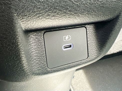 New 2025 Nissan Versa SV w/ Trunk Package image 25