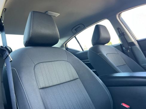 Used 2024 Nissan Altima 2.5 SV FWD image 18