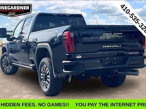 New 2026 GMC Sierra 2500 Denali Ultimate AWD/4WD image 3
