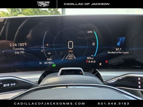 Certified 2024 Cadillac Lyriq Luxury AWD/4WD image 10
