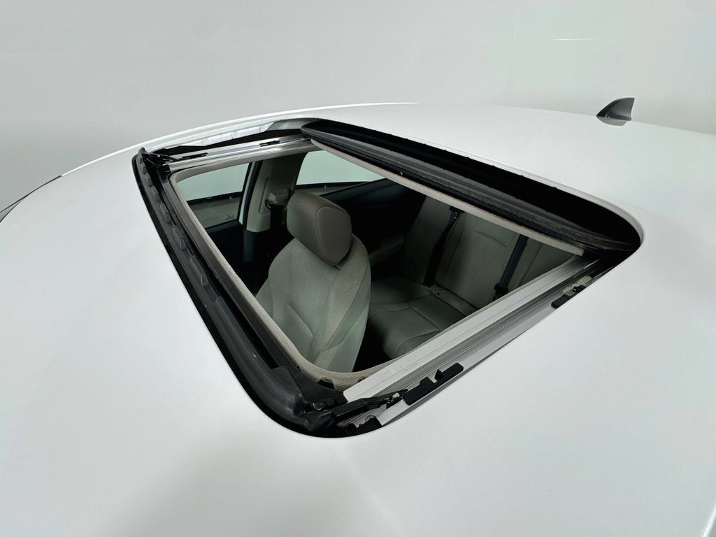 Used 2025 Honda Accord SE image 27