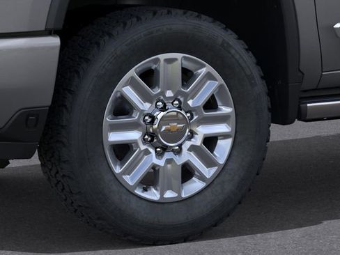 New 2026 Chevrolet Silverado 2500 High Country w/ High Country Premium Package AWD/4WD image 9