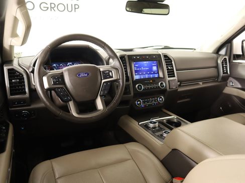Used 2021 Ford Expedition Max XLT AWD/4WD image 2