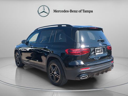 Certified 2025 Mercedes-Benz GLB 250 image 3