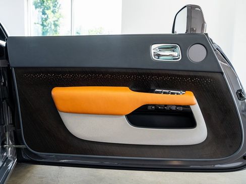 Used 2018 Rolls-Royce Wraith image 31