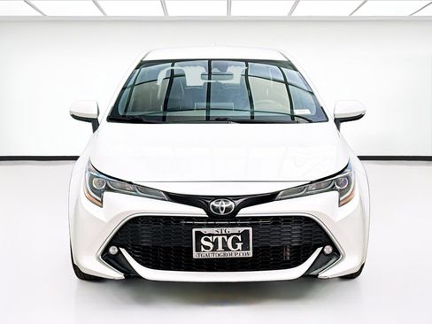 Used 2019 Toyota Corolla XSE FWD image 2