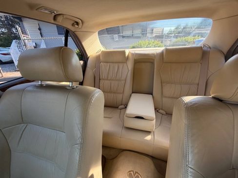 Used 1998 INFINITI Q45 Touring RWD image 17