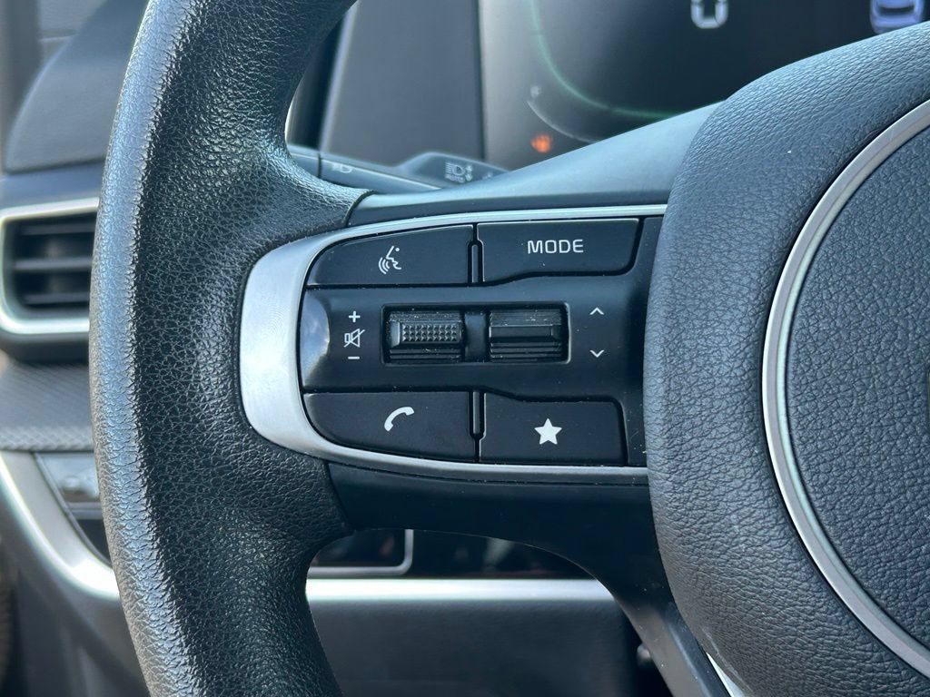 Used 2023 Kia Sportage LX AWD/4WD image 19