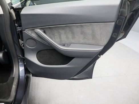 Used 2024 Tesla Model Y Long Range image 21