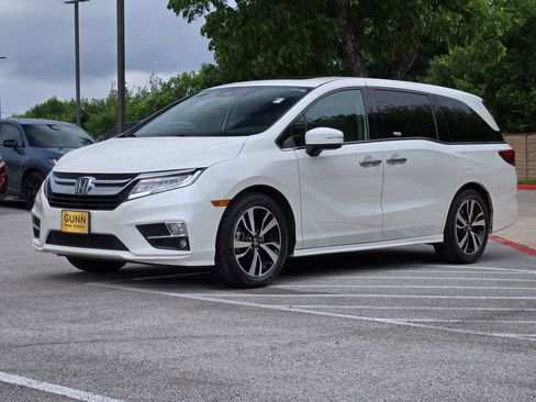 Used 2019 Honda Odyssey Elite image 7