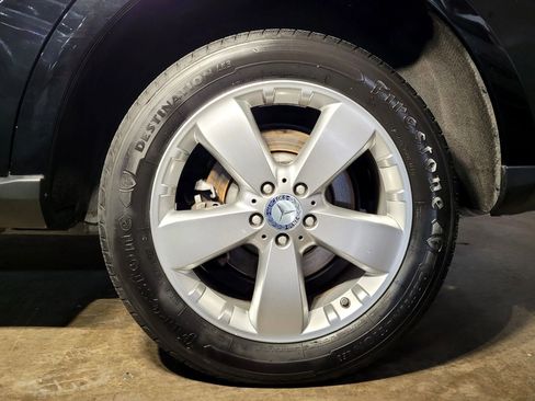 Used 2010 Mercedes-Benz ML 350 2WD image 42