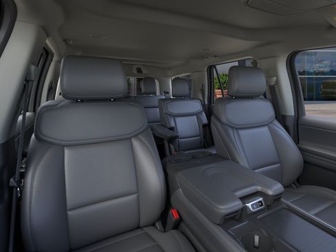New 2026 Ford Expedition Active AWD/4WD image 10