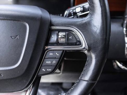 Used 2020 Lincoln Navigator Reserve AWD/4WD image 15