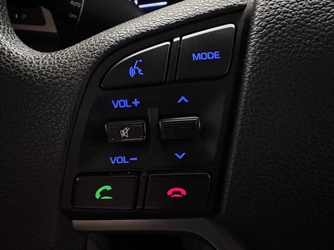 Used 2018 Hyundai Tucson SE image 43