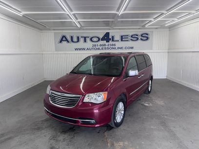 Used 2012 Chrysler Town & Country Limited w/ Luxury Group