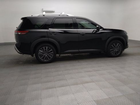 Used 2022 Nissan Pathfinder SL w/ SL Premium Package FWD image 10