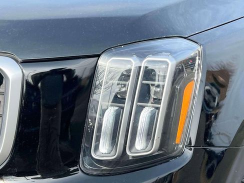 Used 2023 Kia Telluride LX image 8