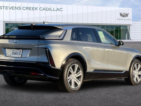 Certified 2024 Cadillac Lyriq Tech w/ Driver Assist Package image 3