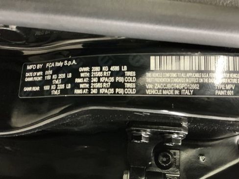 Used 2016 Jeep Renegade Trailhawk image 49