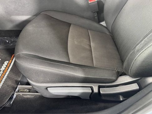 Used 2024 Nissan Sentra SV FWD image 14
