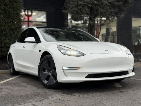 Used 2022 Tesla Model 3 Long Range image 8