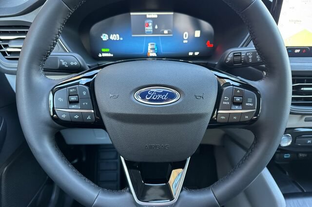 Certified 2023 Ford Escape Platinum FWD image 24