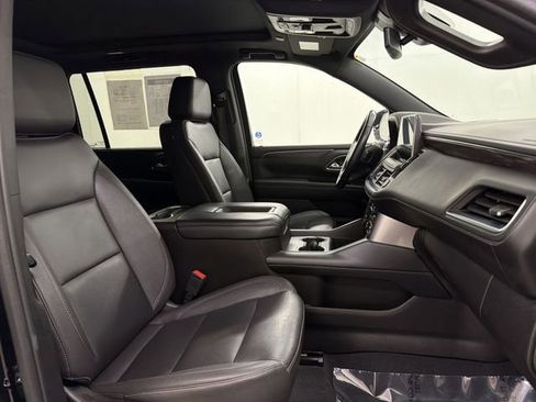 Certified 2024 Chevrolet Suburban LT w/ LT Signature Package image 23
