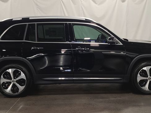 New 2026 Mercedes-Benz GLB 250 image 3