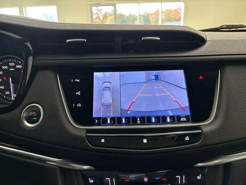 Used 2020 Cadillac XT5 Premium Luxury image 46