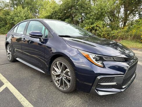 Certified 2022 Toyota Corolla SE image 1