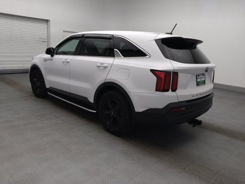 Used 2021 Kia Sorento LX FWD image 3