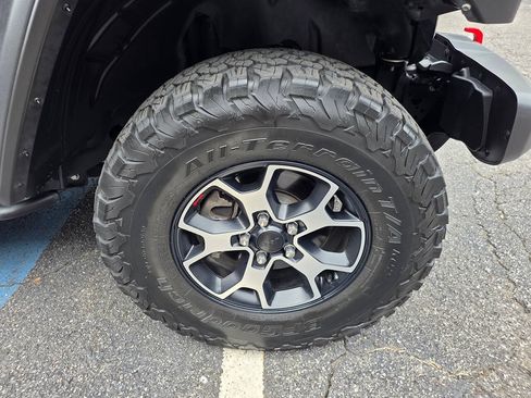 Used 2021 Jeep Wrangler Rubicon AWD/4WD image 25