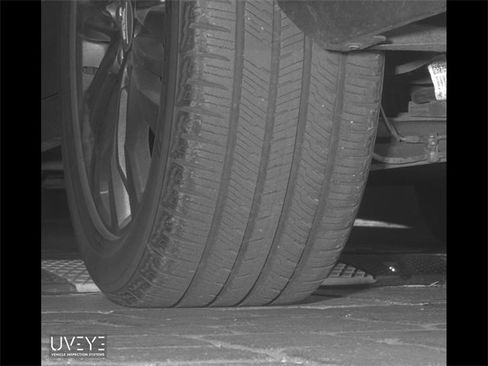 Used 2017 Cadillac XT5 Premium Luxury image 15