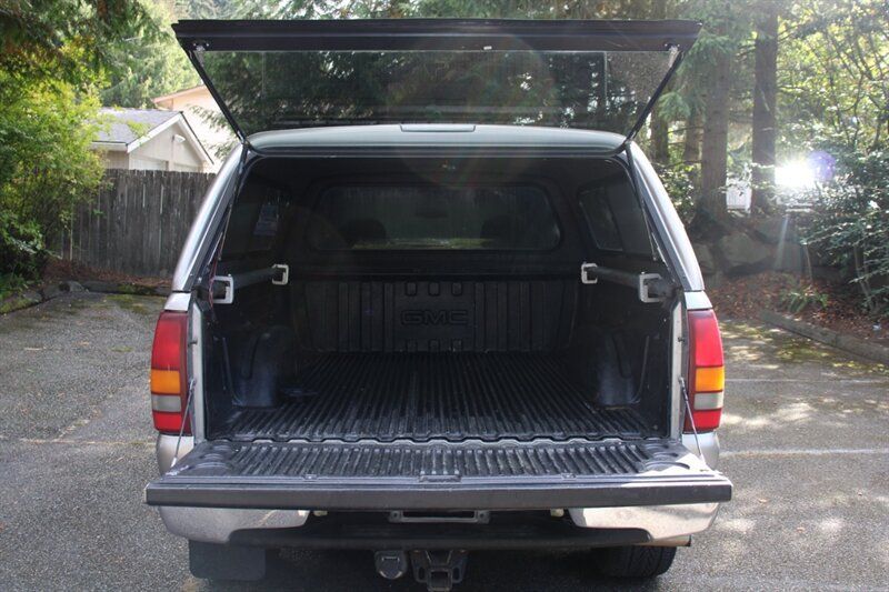 Used 2000 GMC Sierra 1500 4x4 Extended Cab w/ Convenience Plus Group image 17