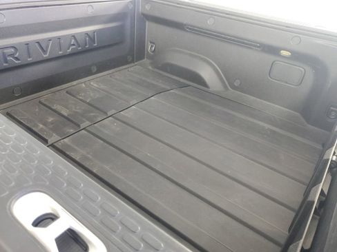 Used 2023 Rivian R1T Launch Edition AWD/4WD image 34