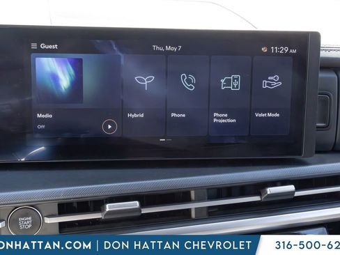 Used 2025 Hyundai Santa Fe SEL FWD image 7