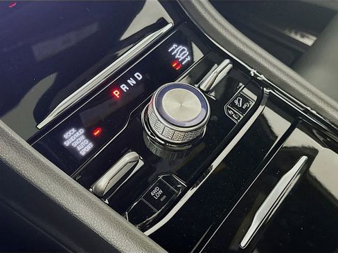 New 2025 Jeep Grand Cherokee Overland w/ Luxury Tech Group IV image 12