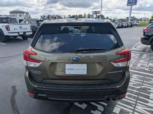 Used 2022 Subaru Forester Limited AWD/4WD image 6