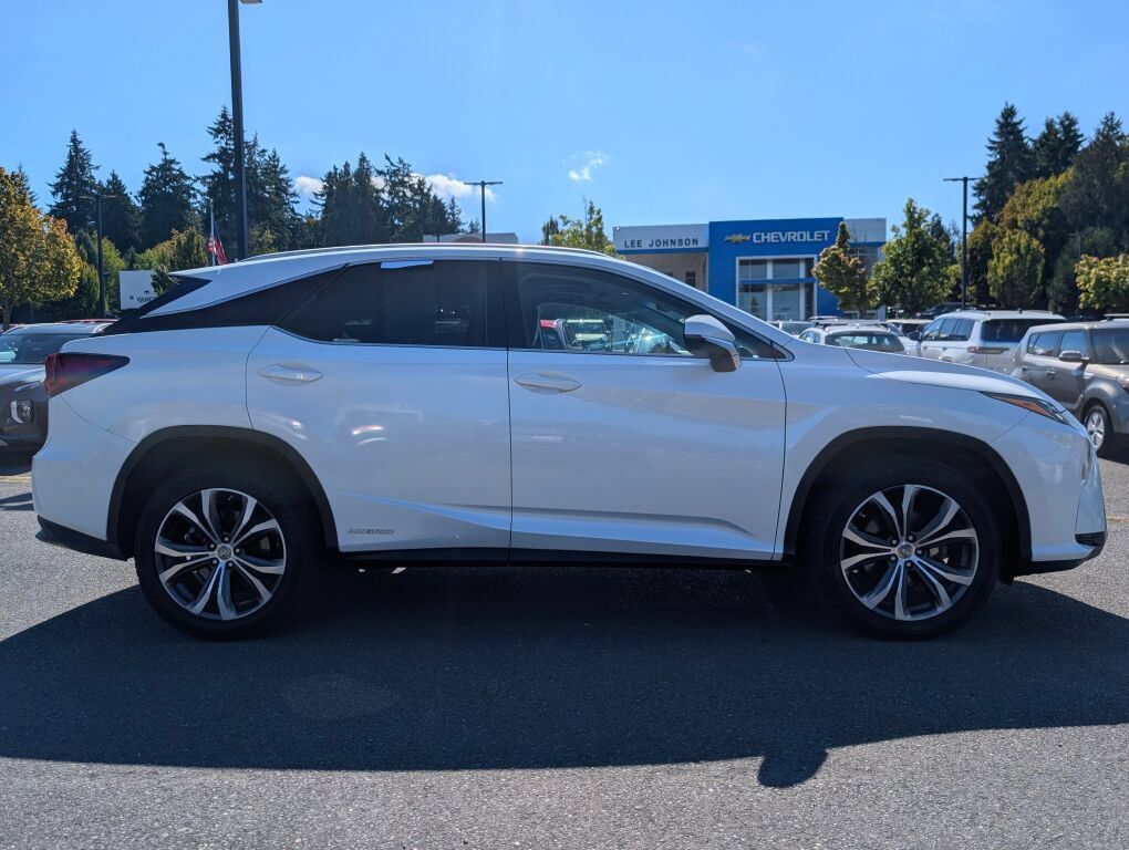 Used 2017 Lexus RX 450h AWD w/ Cold Weather Package image 4