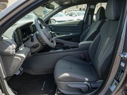 New 2026 Hyundai Elantra SEL Sport FWD image 20