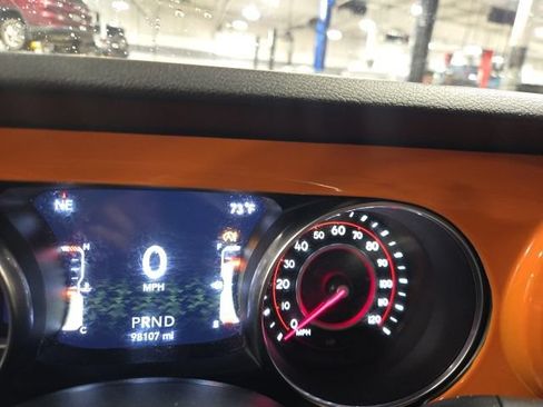 Used 2019 Jeep Wrangler Unlimited Rubicon AWD/4WD image 17