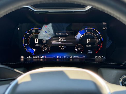 Used 2023 Chevrolet Colorado ZR2 w/ ZR2 Convenience Package III AWD/4WD image 7