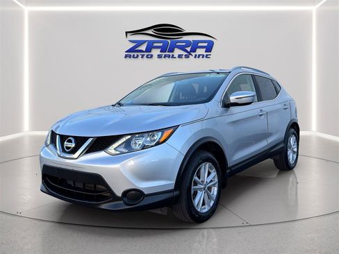 Used 2017 Nissan Rogue Sport SV AWD/4WD image 3