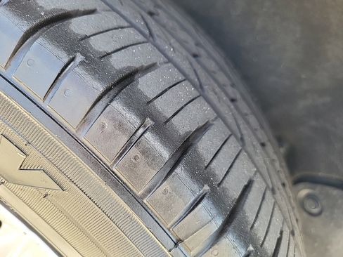 Used 2022 Toyota RAV4 Limited image 26