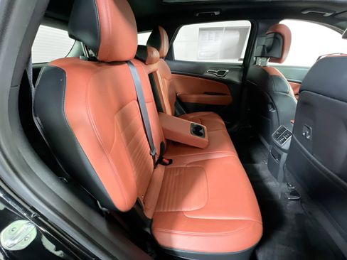 Used 2023 Kia Sportage SX Prestige image 28