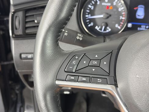 Used 2019 Nissan Rogue Sport SL AWD/4WD image 28