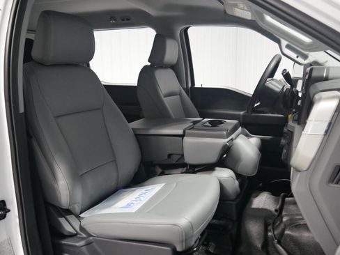 New 2026 Ford F550 4x4 Crew Cab image 29